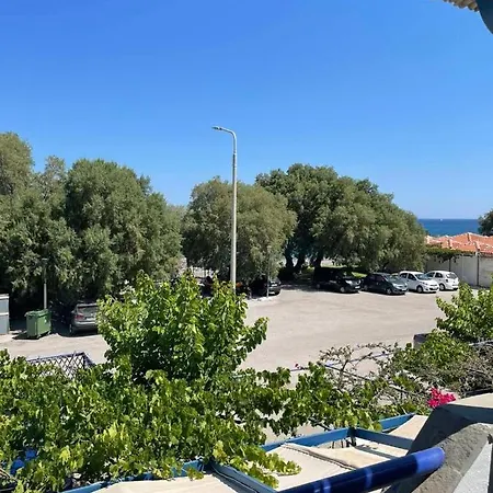 Beach Apartment Gennadi